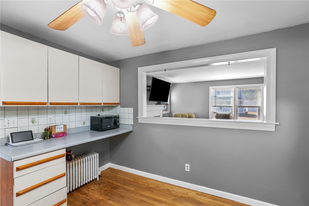 39 Edison Street Warwick, RI 02889 - Photo 12 of 42