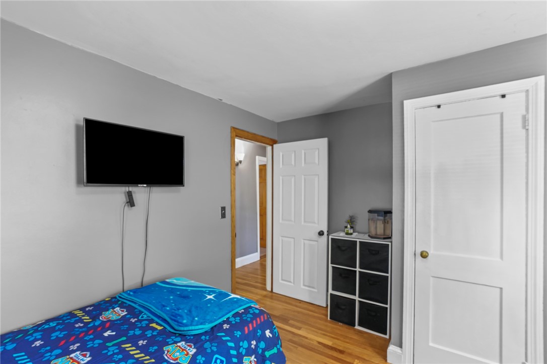 39 Edison Street Warwick, RI 02889 - Photo 17 of 42