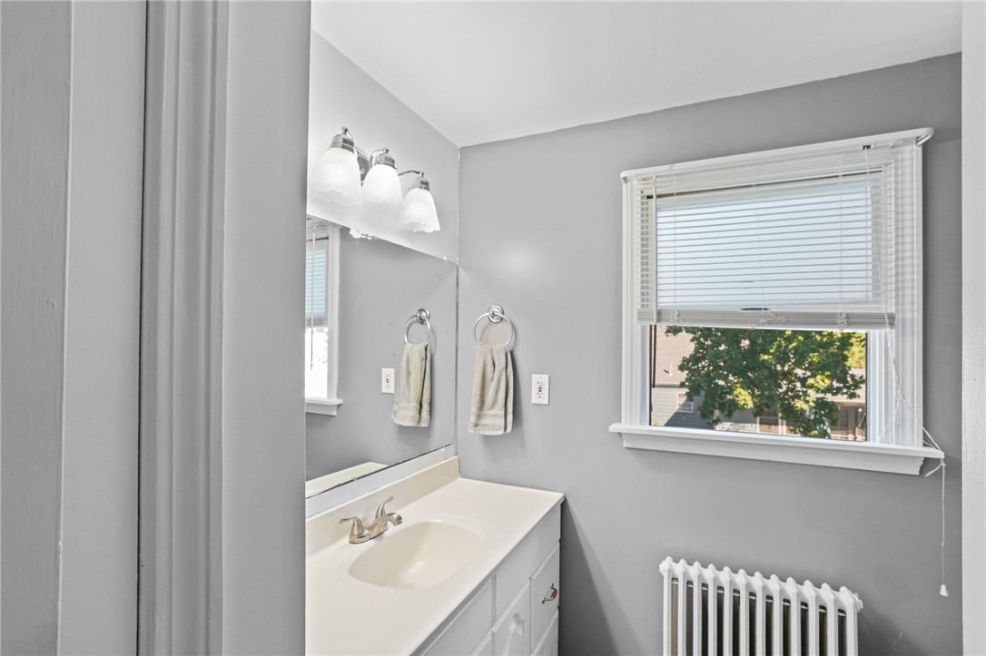 39 Edison Street Warwick, RI 02889 - Photo 27 of 42