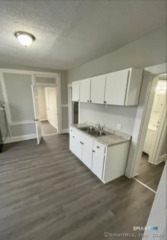 $1,750 | 18 South Whitney Street, Unit 2N, Hartford, CT 06106