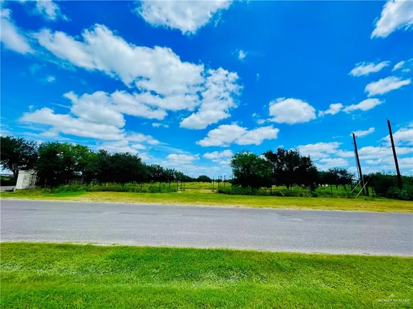 $155,000 | 8916 Mile 20 Road, Edcouch, TX 78538