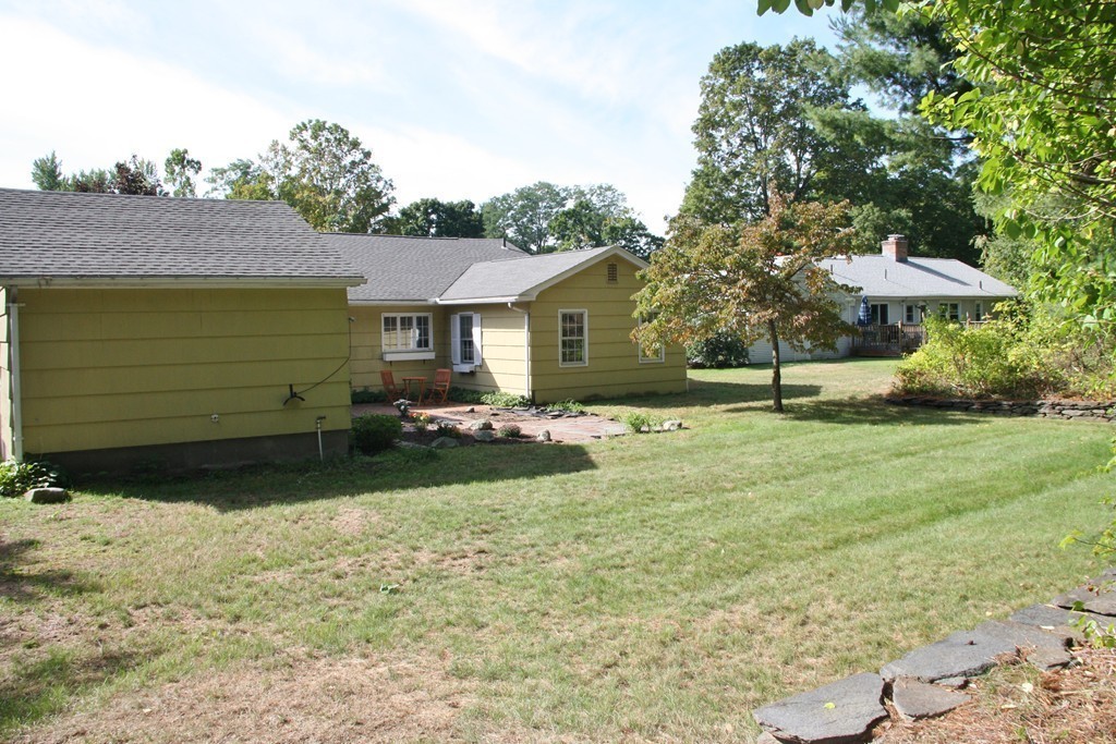 54 Oak Hollow Road Springfield, MA 01128 - Photo 14 of 19 Gallery Image 14