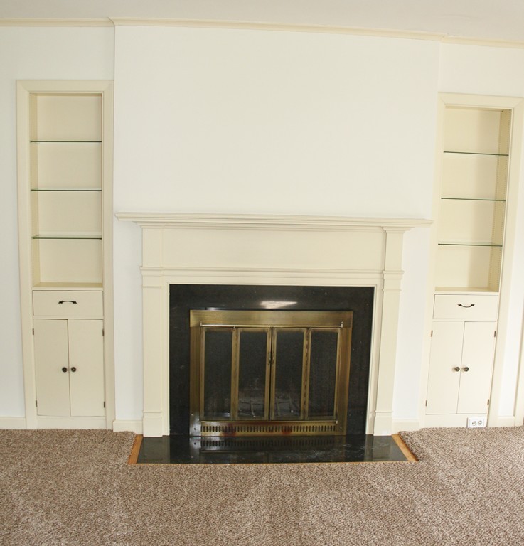 54 Oak Hollow Road Springfield, MA 01128 - Photo 10 of 19 Gallery Image 10
