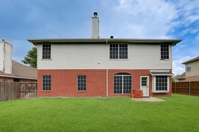 $2,450 | 4507 Harpers Ferry Drive, Grand Prairie, TX 75052