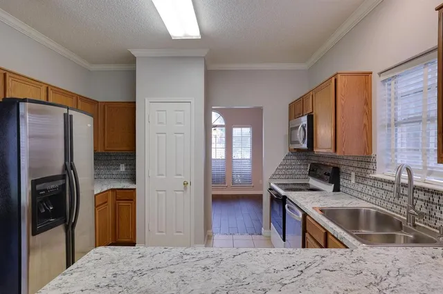 $2,450 | 4507 Harpers Ferry Drive, Grand Prairie, TX 75052