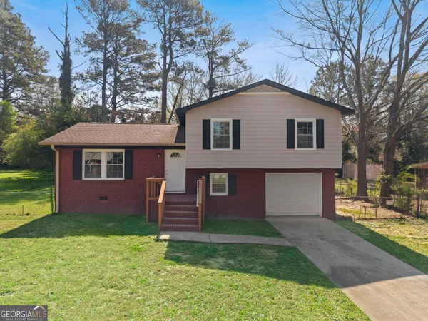$239,900 | 1685 Kinglet Road, Jonesboro, GA 30238