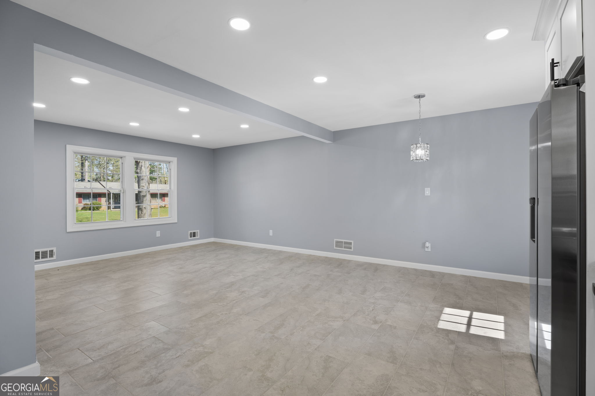 1685 Kinglet Road Jonesboro, GA 30238 - Photo 11 of 34 a view of an empty room