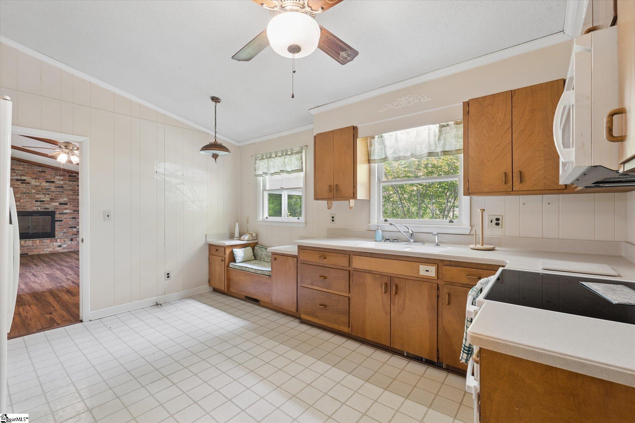 105 Derby Lane Clinton, SC 29325 - Photo 14 of 37
