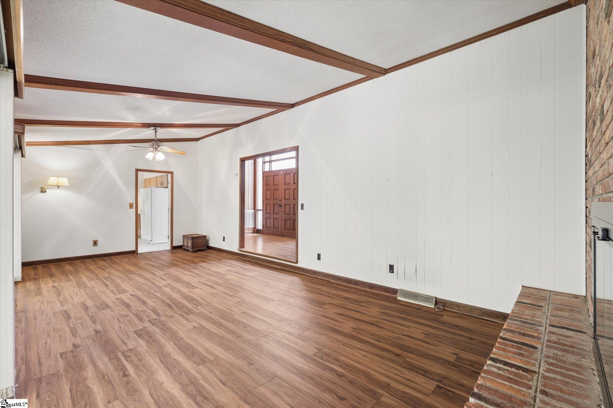 105 Derby Lane Clinton, SC 29325 - Photo 6 of 37