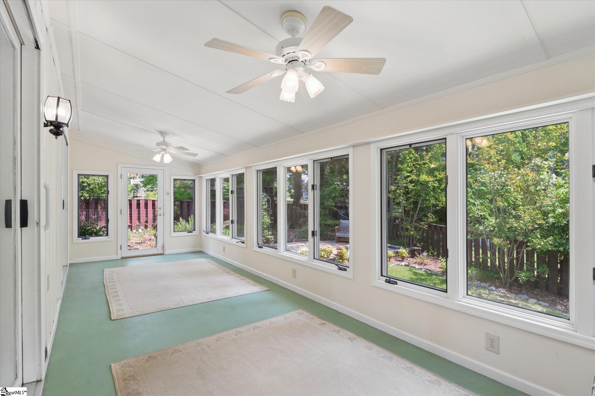 105 Derby Lane Clinton, SC 29325 - Photo 8 of 37
