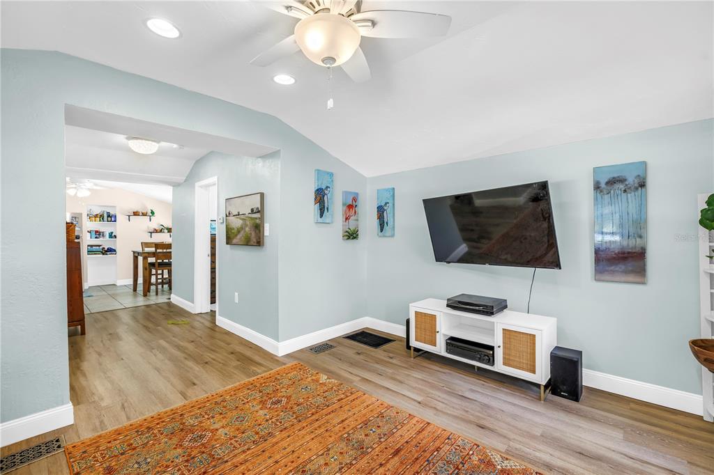 5161 Rena Street North St. Petersburg, FL 33709 - Photo 6 of 26