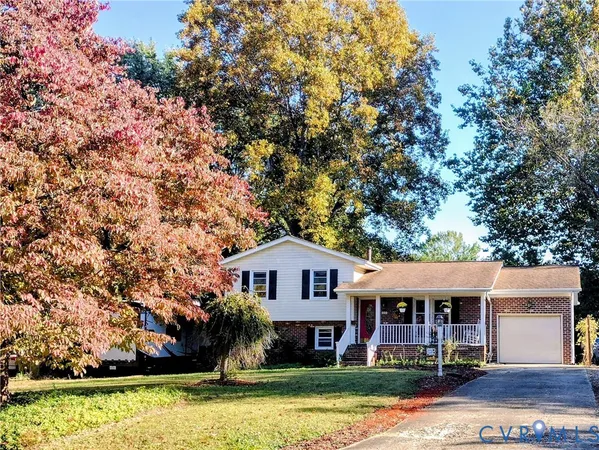$365,000 | 142 Country Club Drive, Williamsburg, VA 23188