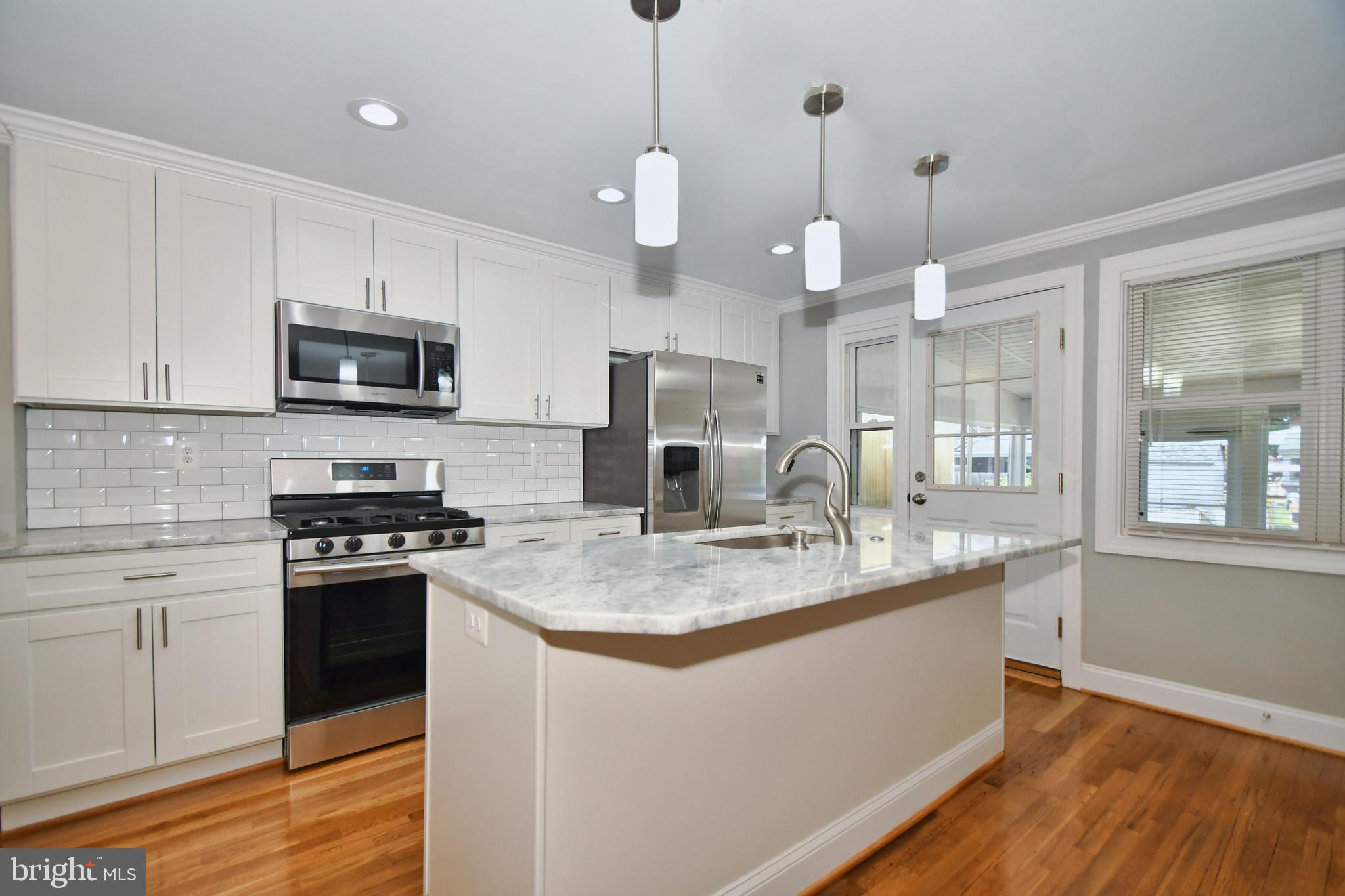 1758 Melbourne Road Baltimore, MD 21222 - Photo 17 of 42