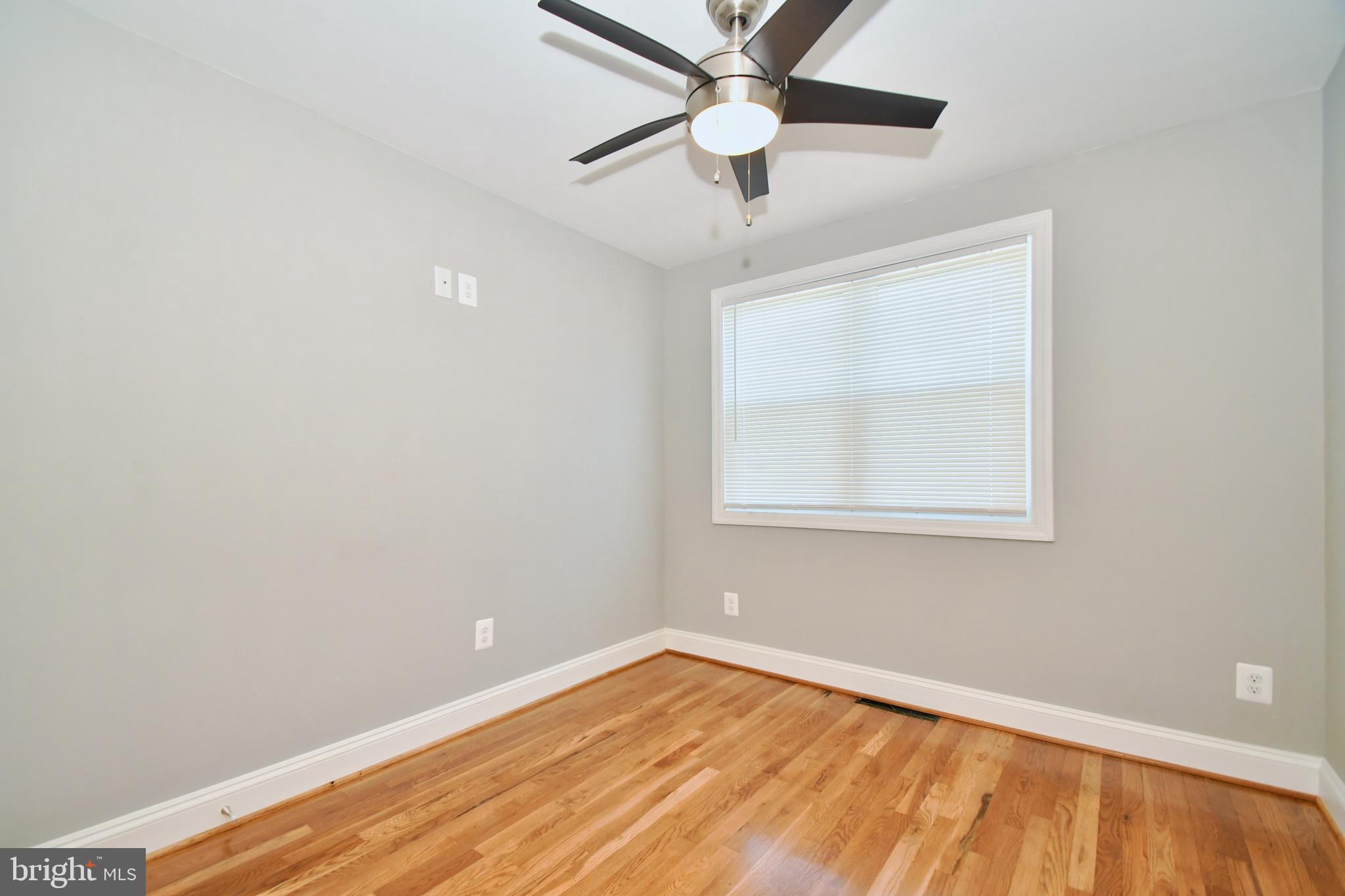 1758 Melbourne Road Baltimore, MD 21222 - Photo 30 of 42