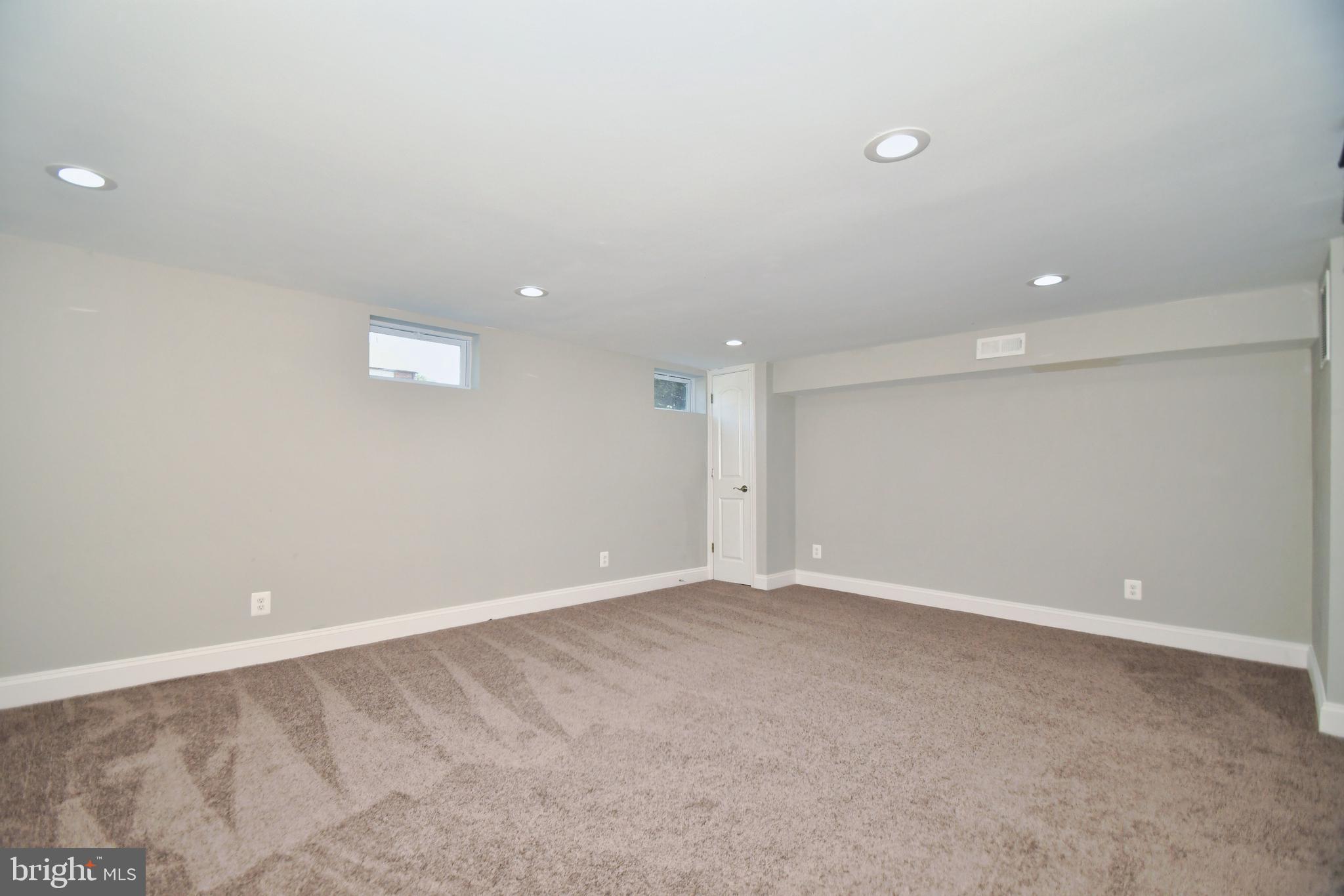 1758 Melbourne Road Baltimore, MD 21222 - Photo 37 of 42