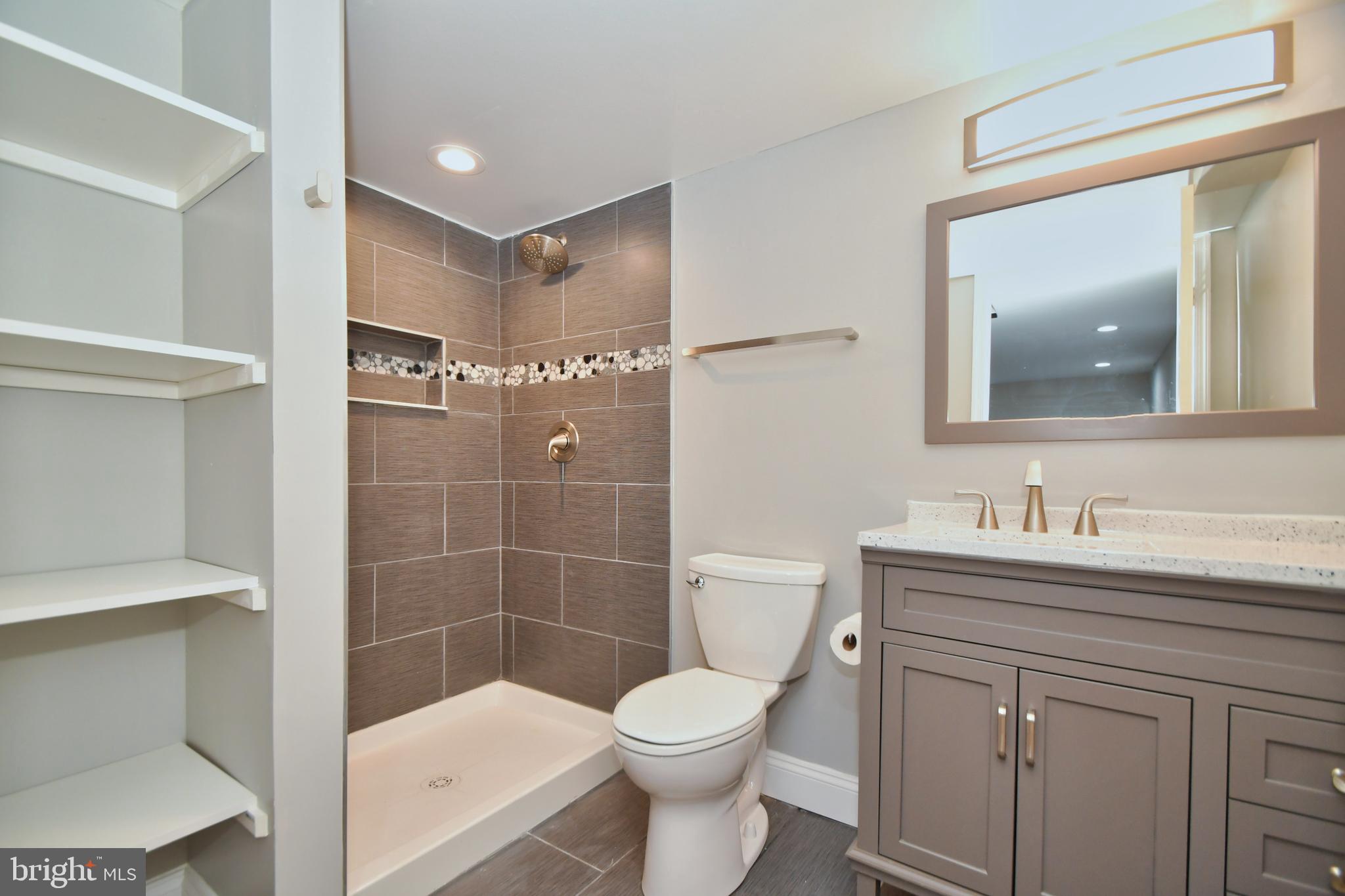 1758 Melbourne Road Baltimore, MD 21222 - Photo 38 of 42