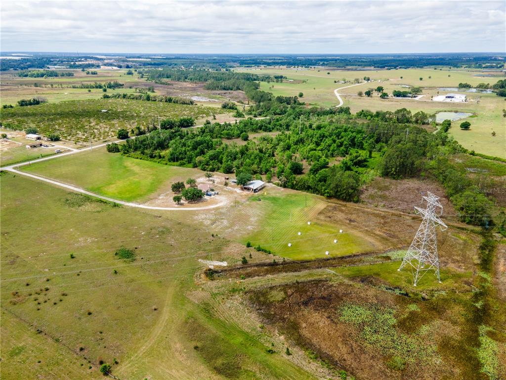 22111 Obrien Road Howey-in-the-Hills, FL 34737 - Photo 4 of 7