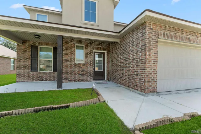 $373,000 | 39405 Legacy Lake Drive, Gonzales, LA 70737