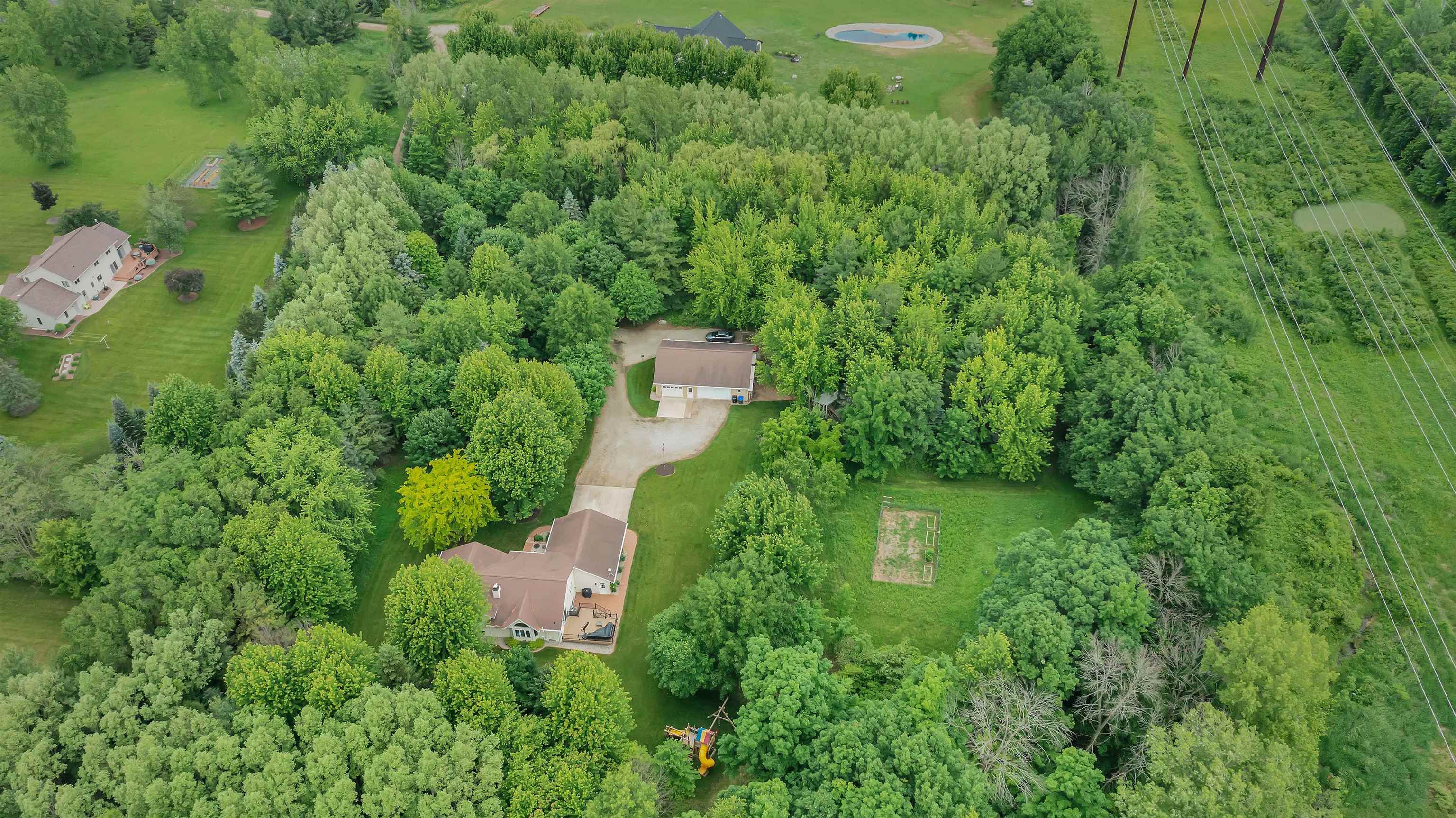 N5210 Whitetail Road Seymour, WI 54165 - Photo 38 of 43