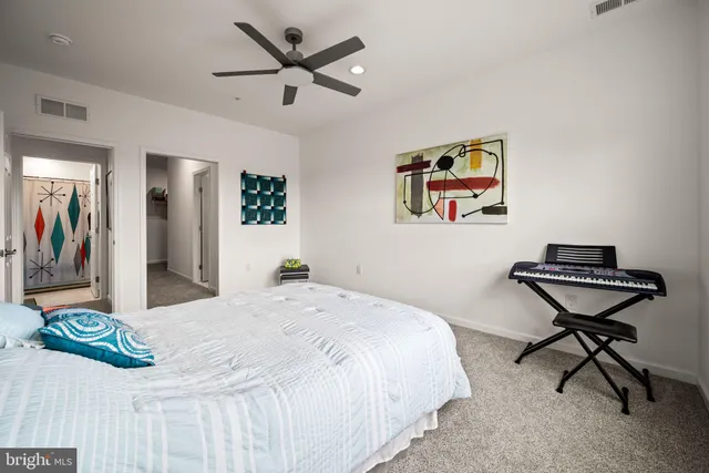 $399,900 | 16442 River View Circle, Bristol, PA 19007