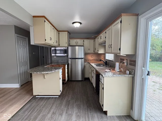 $1,500 | 8231 East 50th Street, Indianapolis, IN 46226