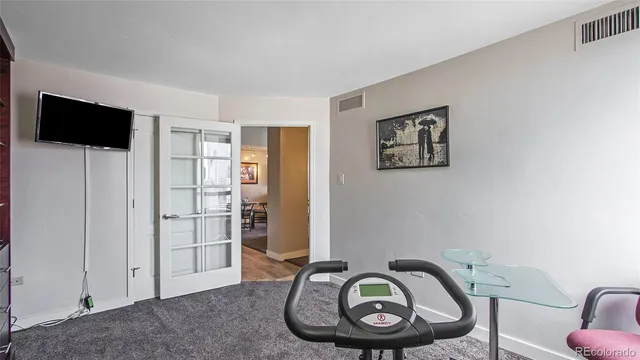 a view of a livingroom with furniture