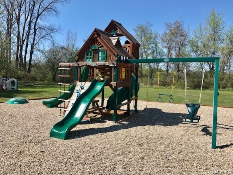 6541 Severance Road Cass City, MI 48726 - Photo 8 of 25 Closer view of the play set. Perfect for you little family.
