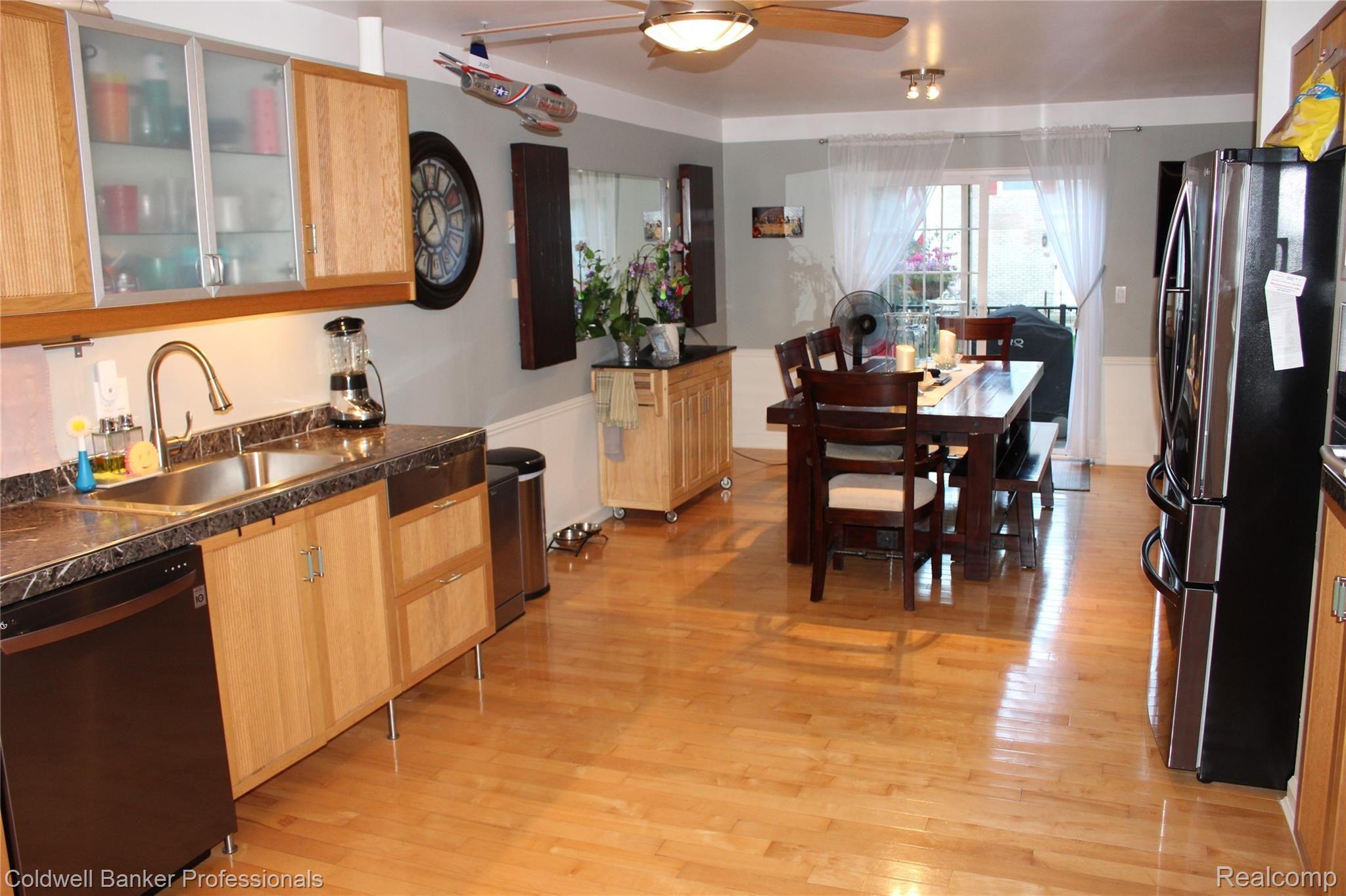 1399 Paddle Wheel Lane Rochester, MI 48306 - Photo 30 of 60 28.JPG