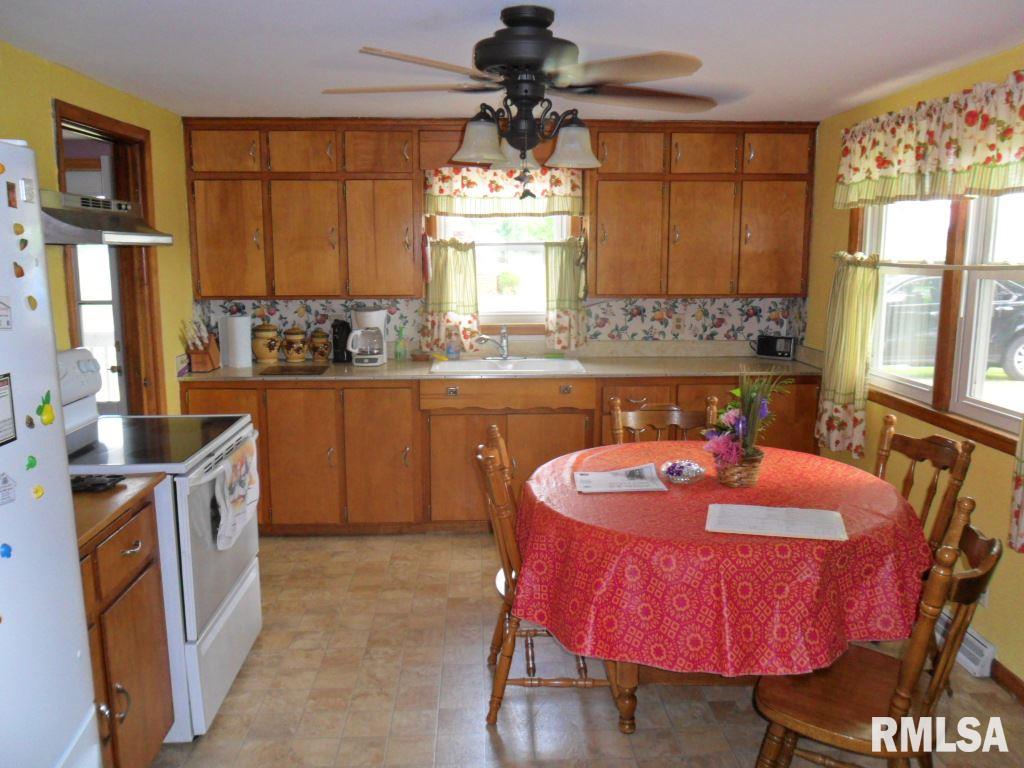 8803 West Mapleridge Road Mapleton, IL 61547 - Photo 9 of 17