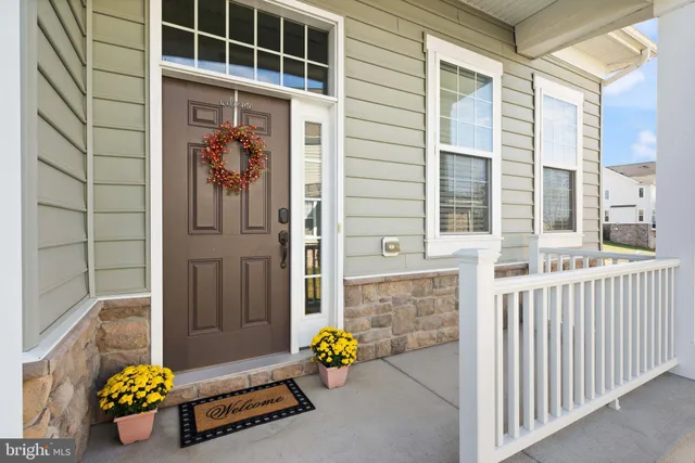 $950,000 | 20950 Goose Preserve Drive, Ashburn, VA 20148