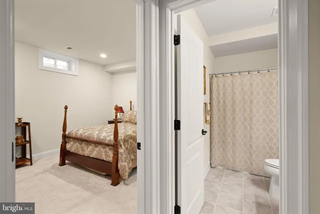 $950,000 | 20950 Goose Preserve Drive, Ashburn, VA 20148