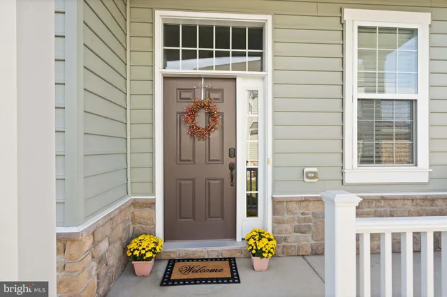 $950,000 | 20950 Goose Preserve Drive, Ashburn, VA 20148