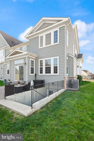 $950,000 | 20950 Goose Preserve Drive, Ashburn, VA 20148