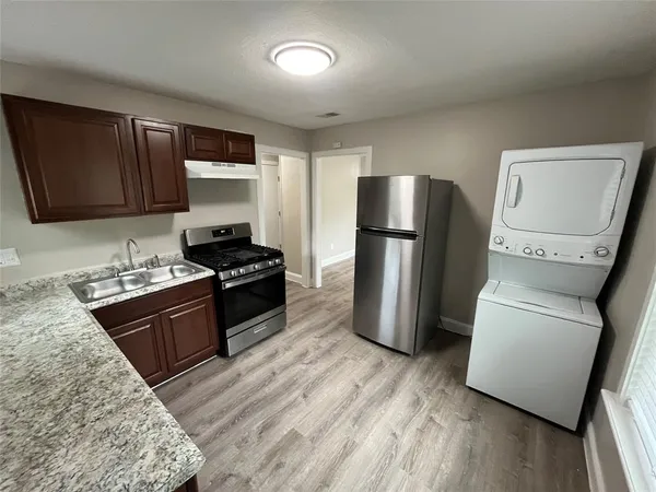 $1,700 | 860 Mimosa Drive, Garland, TX 75040