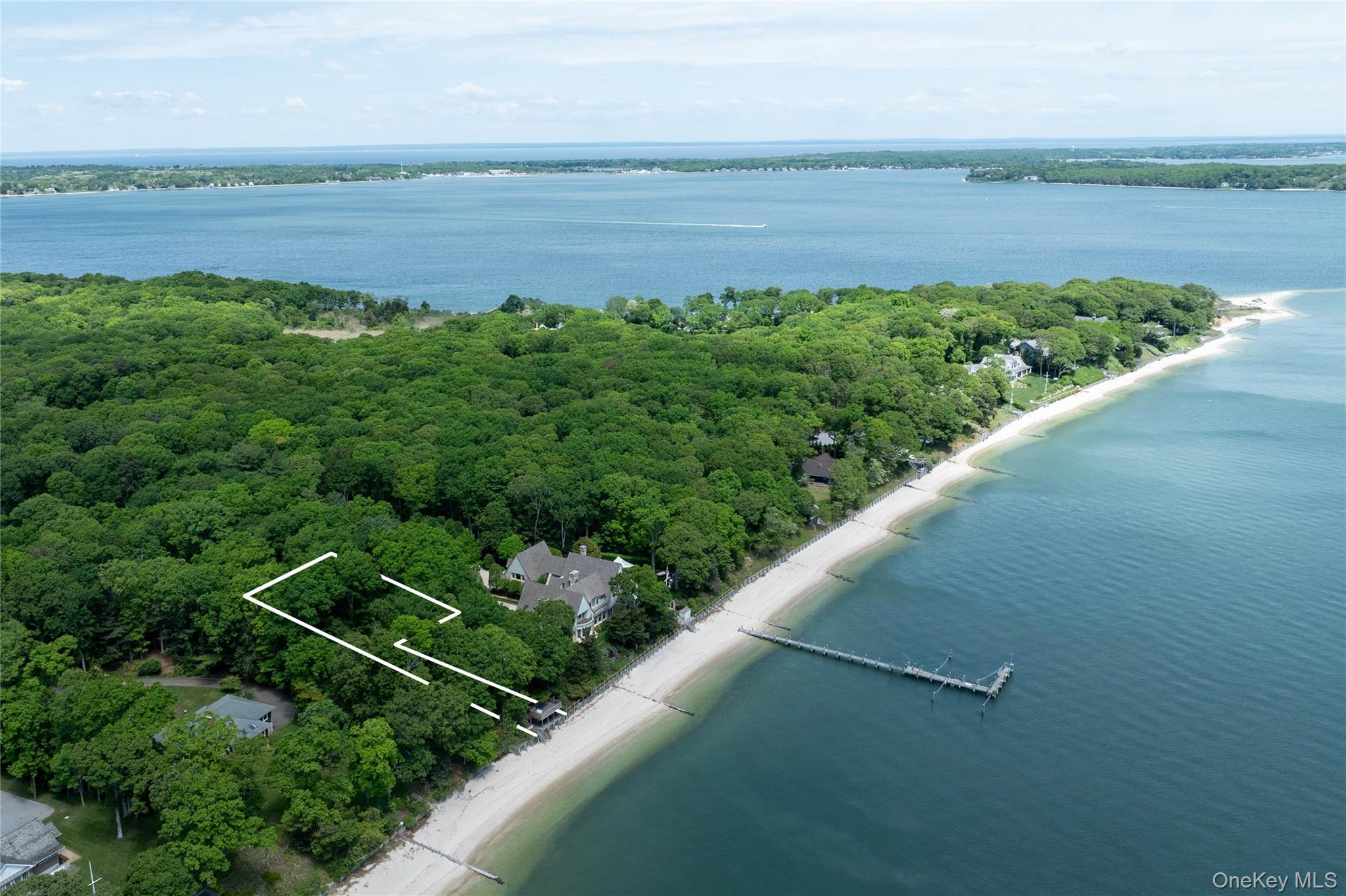 680 Private Road, Unit 17 Southold, NY 11971 - Photo 4 of 21