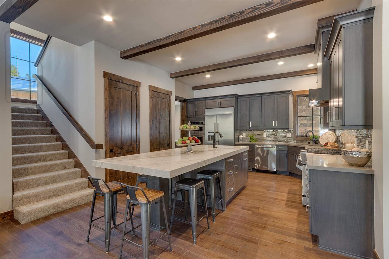 9364 Nine Bark Road Truckee, CA 96161 - Photo 8 of 21 Gallery Image 8