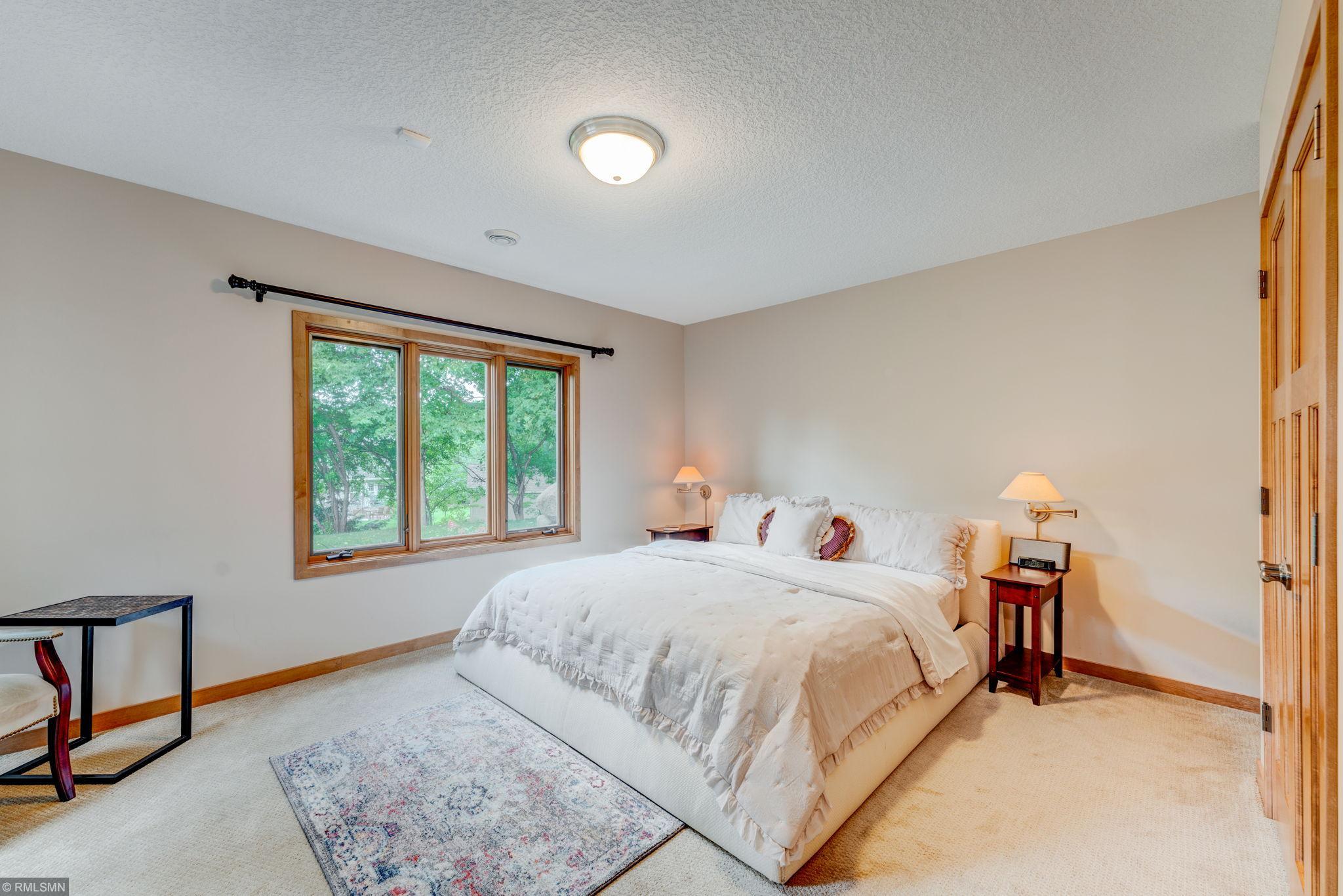 2337 Linner Road Minnetonka, MN 55391 - Photo 14 of 28 Gallery Image 14