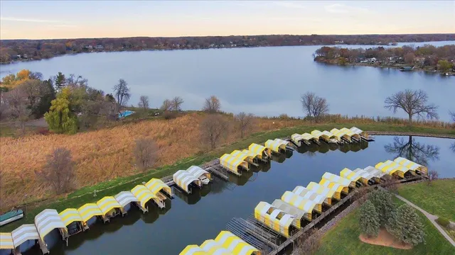 $260,000 | 5440 3 Points Boulevard, Unit 523, Mound, MN 55364