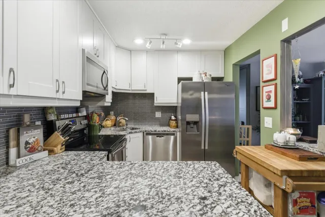 $260,000 | 5440 3 Points Boulevard, Unit 523, Mound, MN 55364