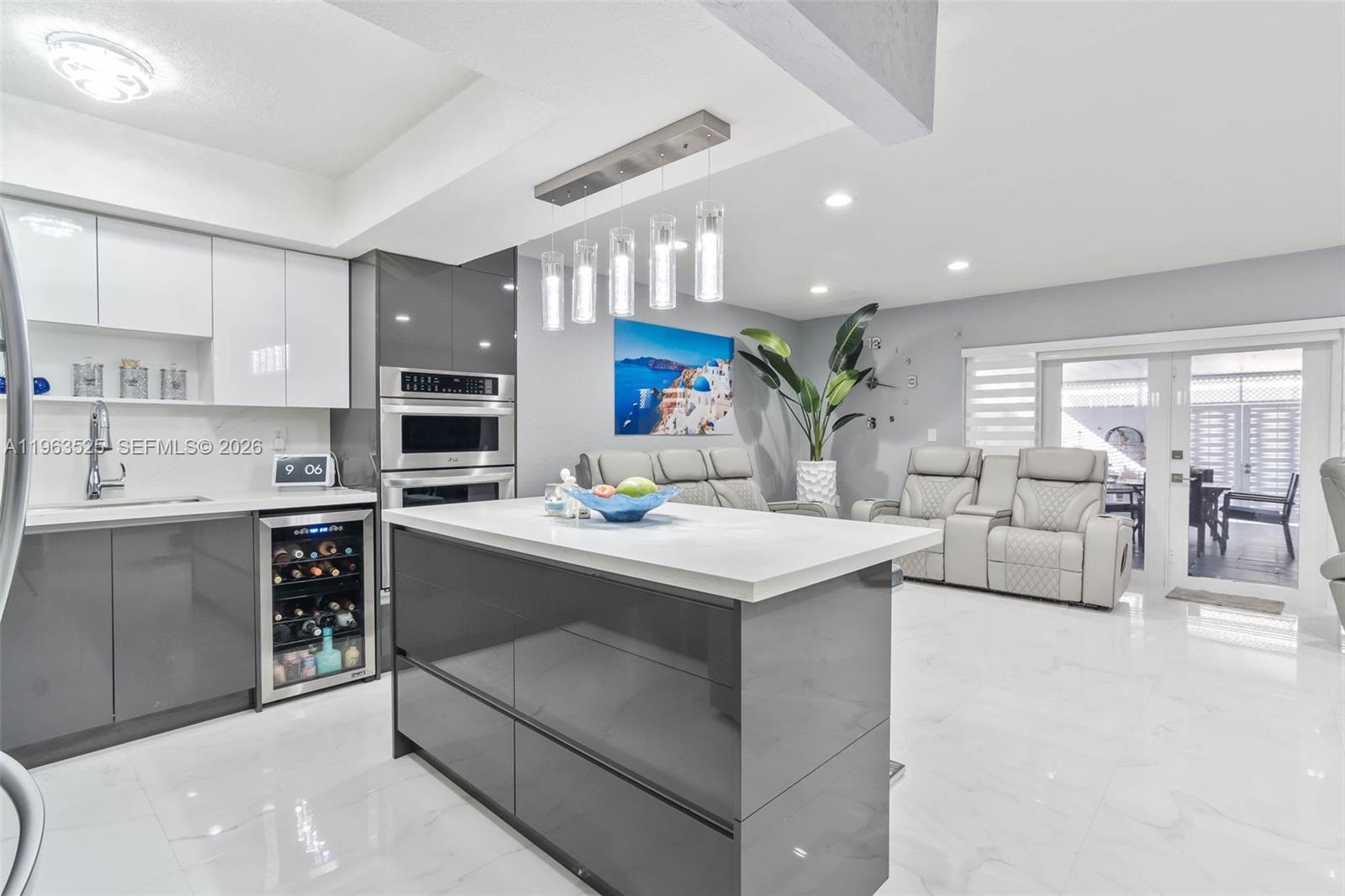 7184 West 2nd Court Hialeah, FL 33014 - Photo 5 of 33