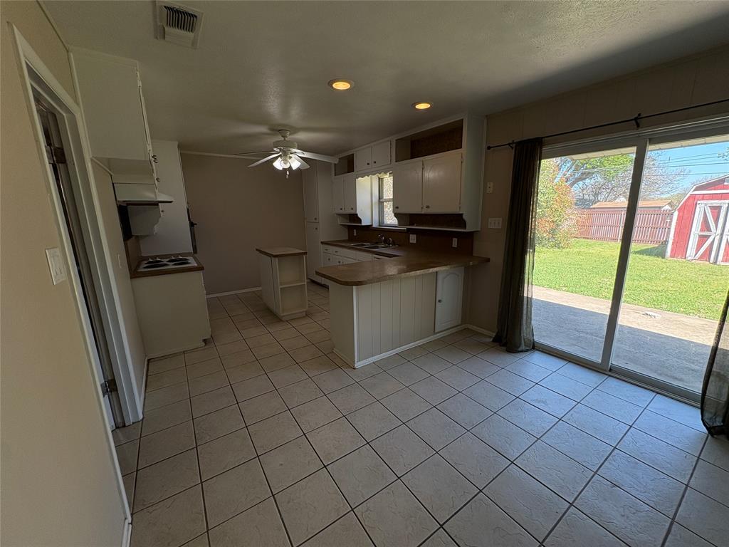 1111 Duane Street Benbrook, TX 76126 - Photo 8 of 28