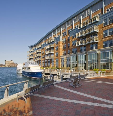 $1,750,000 | 2 Battery Wharf, Unit 2508, Boston, MA 02109