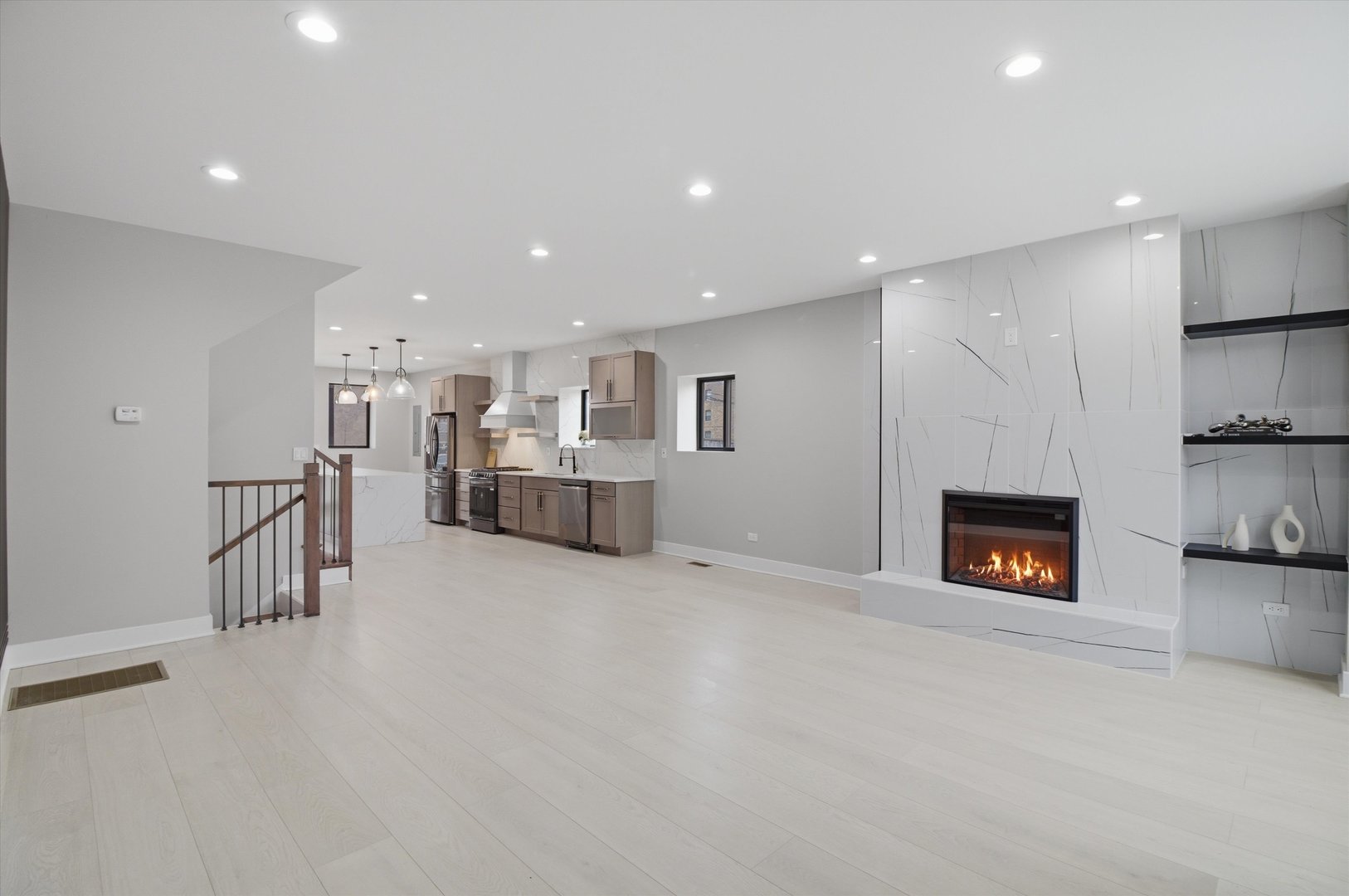 3530 West Van Buren Street Chicago, IL 60624 - Photo 7 of 56