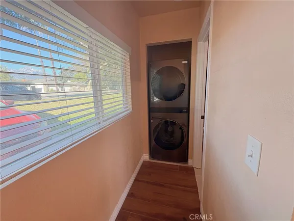 $1,800 | 1322 1/2 West 11th Street, Upland, CA 91786