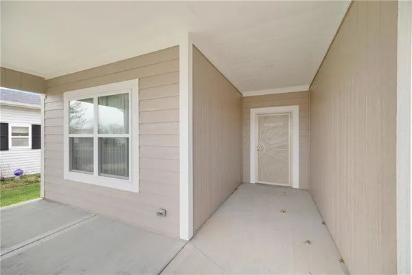 $315,000 | 413 Northeast Poplar Court, Oak Grove, MO 64075