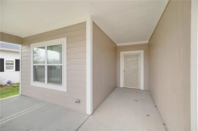 $315,000 | 413 Northeast Poplar Court, Oak Grove, MO 64075