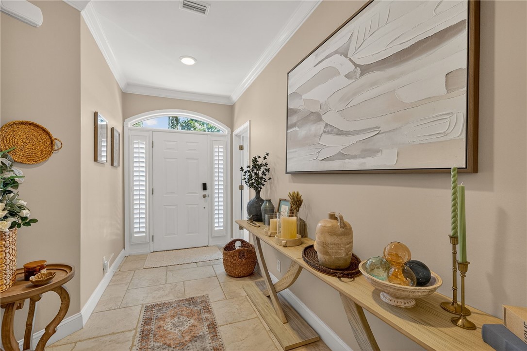 308 Magnolia Street St. Simons Island, GA 31522 - Photo 4 of 40