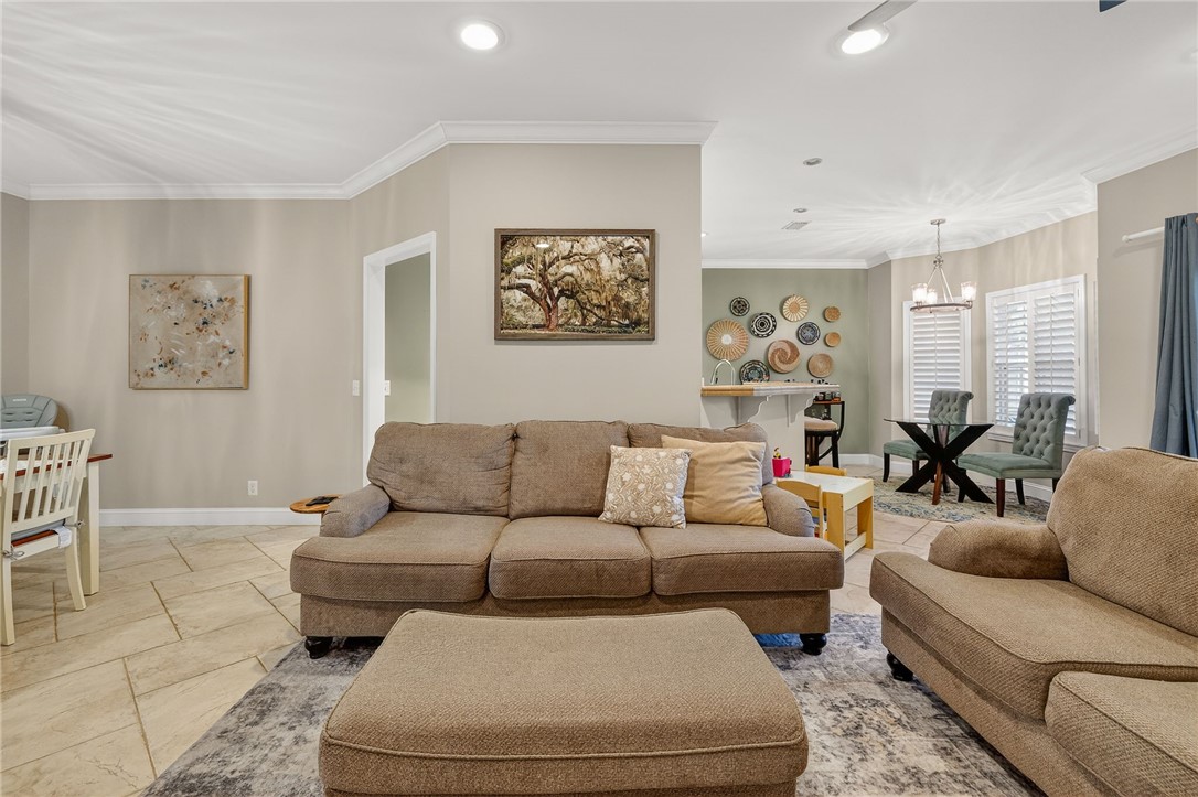 308 Magnolia Street St. Simons Island, GA 31522 - Photo 10 of 40