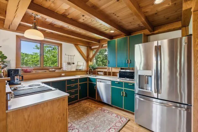 $1,500,000 | 9-11 Orion Point Way, Harpswell, ME 04079