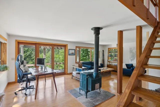 $1,500,000 | 9-11 Orion Point Way, Harpswell, ME 04079